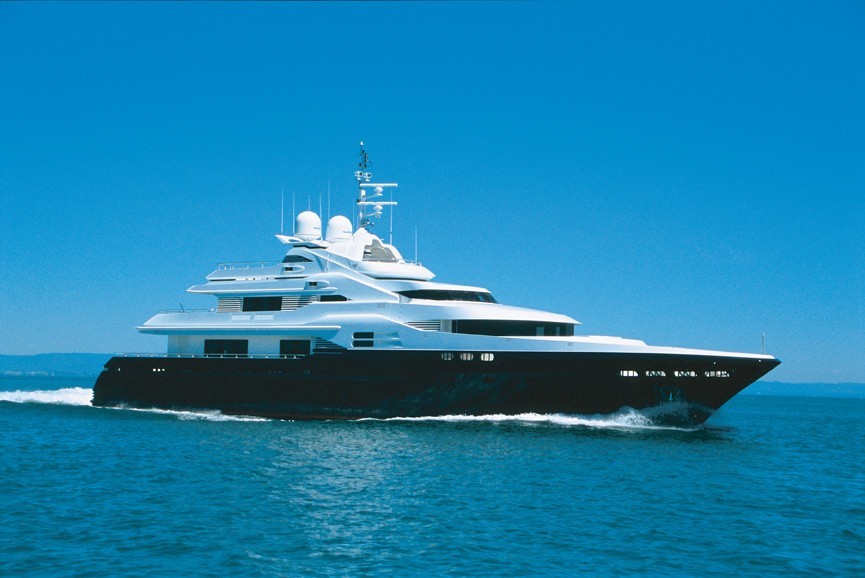 Yacht ALASKA, Shipworks Brisbane Pty CHARTERWORLD Luxury Superyacht